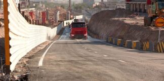 «Качество хорошее»:Главный транспортник Шымкента протестировал новую развязку