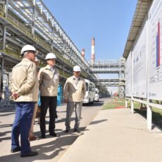 Глава «Казмунайгаза» посетил Шымкентский НПЗ