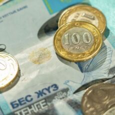 Хватает ли казахстанским пенсионерам пенсий