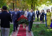 В Шымкенте почтили память Асанбая Аскарова