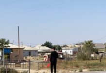 На дорогах Шардары дежурят старшеклассники