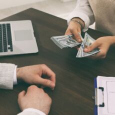 Чем отличаются «портреты» казахстанских должников друг от друга