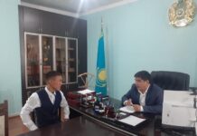 На личный прием к акиму Шардары могут попасть даже дети