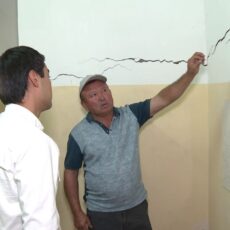 Огромными трещинами покрылась школа в Туркестанской области