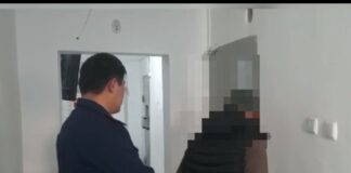 Мужчина обокрал работодателя чтобы купить Iphone