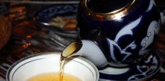 Кто является основным поставщиком чая в Казахстан?