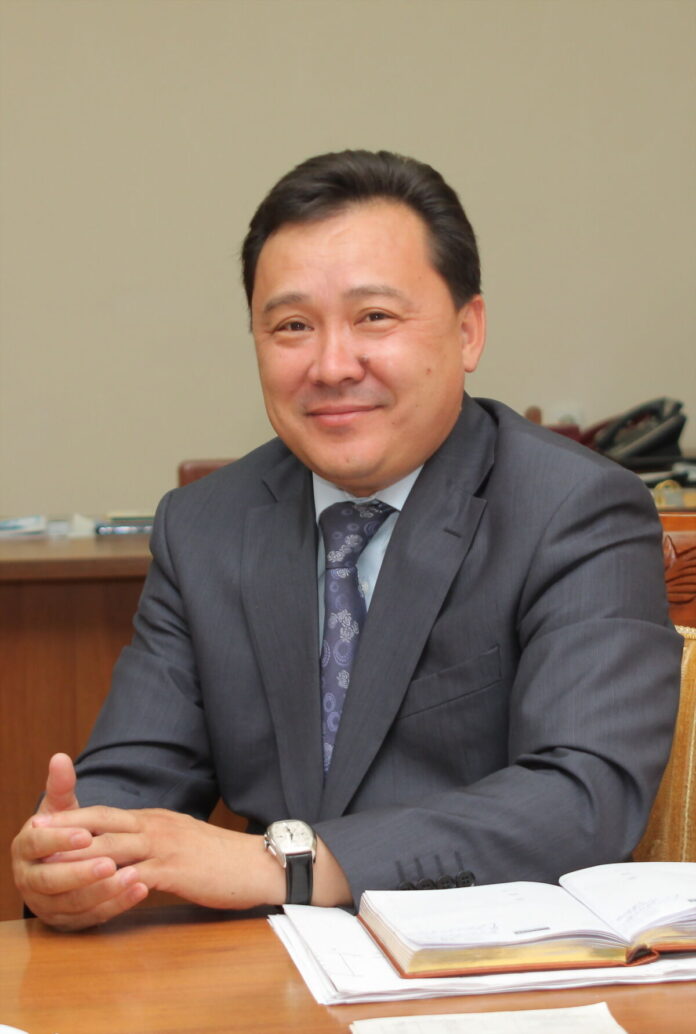 Мукан Егизбаев