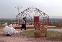 «Этноаул» стоимостью 44 млн построили в Толебийском районе