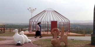 «Этноаул» стоимостью 44 млн построили в Толебийском районе