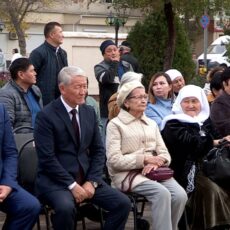 В Абайском районе Шымкента торжественно отметили День Республики