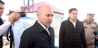 Глава МНЭ РК Алибек Куантыров обещал помочь в решении проблем шымкентцев Алибек Куантыров на встрече с народом