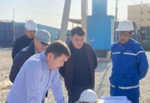 «Я не позволю вам бездействовать». Аким Шымкента отчитал подрядчиков