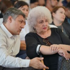 Как прошла встреча Айтенова с жителями Абайского района