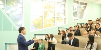 ВУЗы РК переходят на новые стандарты обучения по искусственному интеллекту студенты