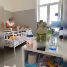 Жестокое избиение ребенка в больнице Шымкента попало на видео