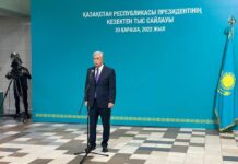 Токаев проголосовал и ответил на вопросы об отставке правительства