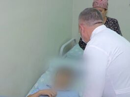 Шымкентские врачи учатся проводить щадящие урологические операции детям
