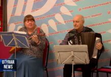 Современную мистерию «Dawn Way или Дорога вниз» представили в русском драмтеатре Шымкента