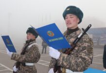 В Шымкент прибыли сотни солдат-срочников