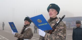 В Шымкент прибыли сотни солдат-срочников