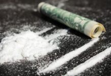 Закладчика со 105 дозами мефедрона задержали в Шымкенте мефедрон