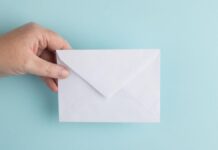 Гражданке Шымкента дорого обошелся подарок госслужащему