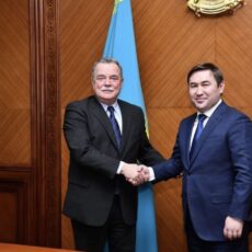 Инвестпроекты: Мурат Айтенов встретился с послом Венгрии
