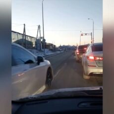 Выезд на встречку засняли на видео в Шымкенте