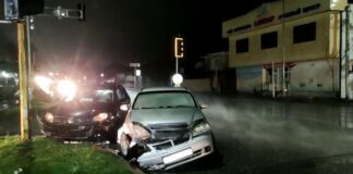 Два автомобиля столкнулись в Шымкенте