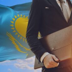Вежливость, добросовестность и открытость. Каким должен быть госслужащий