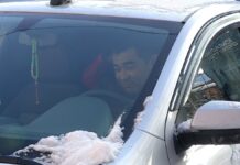 Таксисты стали бесплатно возить пассажиров в мороз