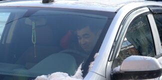 Таксисты стали бесплатно возить пассажиров в мороз