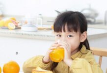 Ароматно и полезно. Изумительные рецепты цитрусовых Ребенок сок пьет