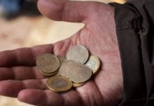 Больше миллиона казахстанцев живут за чертой бедности