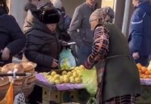 Шымкентская продавщица-фокусница обманула клиента и попала на видео