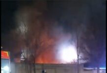 О состоянии мужчины, вытащившего из огня четверых детей, рассказали в горздраве