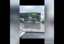 Автобус и легковой автомобиль столкнулись в Шымкенте