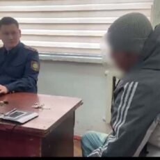 Полицейские задержали грабителя, напавшего на парня в парке