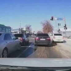 В Шымкенте водители игнорируют светофоры