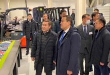 Алихану Смаилову показали транспортно-логистический хаб