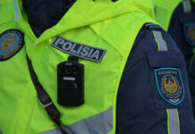 Казахстанским полицейским стали чаще предлагать взятки