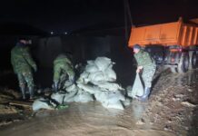 В Шымкенте откачали воду с затопленных улиц