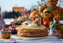 Праздничный стол: рецепт блинов на Масленницу