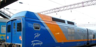 Шымкентцев сняли с поезда за маты и алкоголь