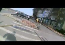 Автомобиль сгорел до тла в центре Шымкента