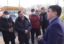 Тяжелых пациентов переводят с одного отделения в другое