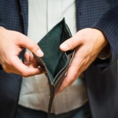 Как проходит процедура списания долгов по кредитам