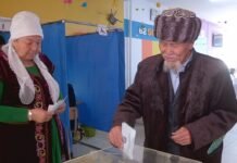 82-летний аксакал пожелал стране благополучия