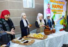 Избирателей угощают бауырсаками и Наурыз көже