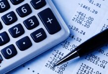 Предпринимателю необоснованно начислили налог за рекламу